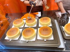 一盘里面的lucky蛋糕-KUMO KUMO甜品·冰淇淋(深圳壹方城店)