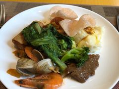-上海西藏大厦万怡自助餐厅(徐汇店)