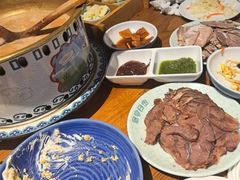 -蒙亨·手把肉·蒙古包文化主题餐厅(天恒广场店)