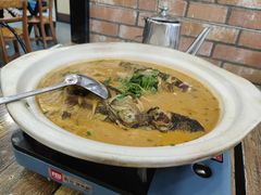 鱼头泡饼-八张桌子(老店)