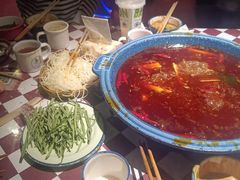 -王歘歘·chuǎ火锅(五道营店)