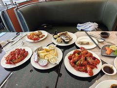 -东方红海鲜百汇(国际大厦店)