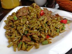 酸豆角孜然炒牛肉-桂客膳房·珍品堂