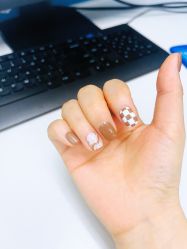 -七彩虹美甲美睫 半永久