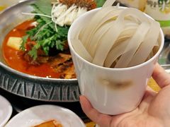-喇喇排骨火锅·传统韩式脊骨汤(望京西园总店)