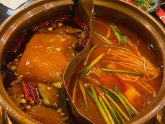 蕃茄鸳鸯锅-镇江龙·火锅串串(武侯祠店)