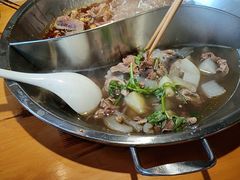 -大众跷脚牛肉馆·非遗传承单位(峨眉山店)