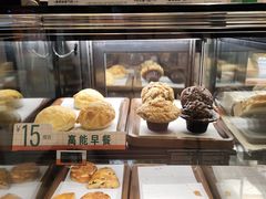 -星巴克臻选(华堂·新辰汇店)