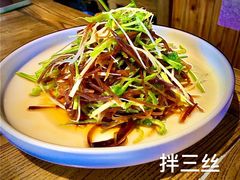 -湖畔鲁菜·二十年老字号餐厅(大明湖店)