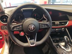 -上海保利玛莎拉蒂和阿尔法罗密欧(华翔路店)