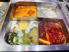 四季锅底-王家渡火锅店(悦荟万科广场店)