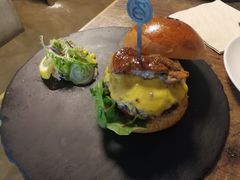 -HIGH FIVE哈福手工汉堡(桂林路店)