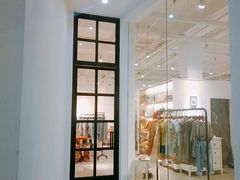 门面-洪小鹏生活美学馆(领SHOW天地店)