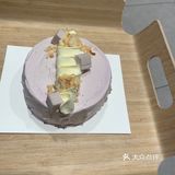 来拔草风很大的喜茶芋泥蛋糕[吐]