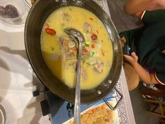 -霄汉牛三鲜湖北砂锅菜(万松园2店)