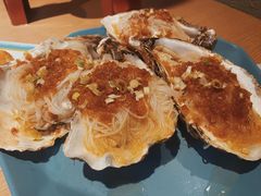 烤生蚝-街角等你.大连海鲜烧烤.经典铁板海鲜串(西安路店)