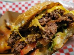 乌玛米双层堡-UMAMI乌玛米披萨·汉堡·清真Halal(红岭北店)