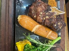-西语炭烧牛排·西厨(石龙店)
