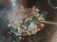 -地锅公社·现炒地锅鸡·地锅鱼·夜宵(罗锦路店)