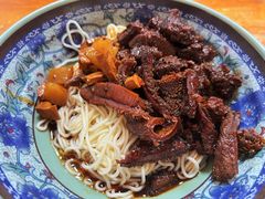 金牌半筋半肉面-旺泉餐饮店·清真牛肉面馆