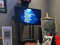 -屋有岛沉浸游戏旗舰店(中山公园店)