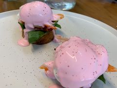 粉粉的班尼迪克蛋-CHILLAX轻乐时(侨建·Hi City店)
