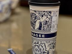 -霸王茶姬(上海静安大悦城店)
