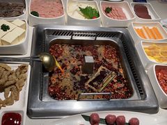 -海底捞火锅鲜切牛肉主题店(长寿路店)