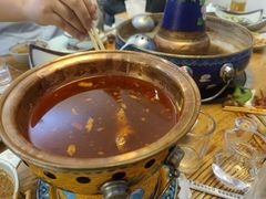 -毛辣果·贵州红酸汤牛肉火锅(西单店)