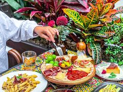 -BROWNSTONE布朗石西班牙餐厅(富城店)