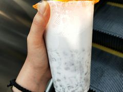 -CoCo都可(湖滨银泰店B区店)