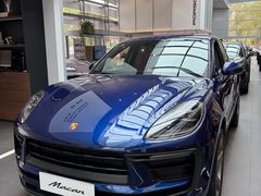 -上海浦东保时捷中心