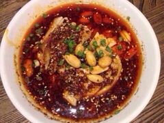 -炭火功夫烤鱼·小龙虾音乐餐吧(新风街店)