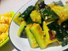 刀拍黄瓜-江渔儿酸菜鱼(曜一城店)