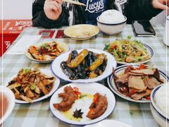 -三镇卤货二公司(汉街店)