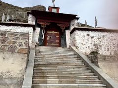 -比如骷髅墙景区