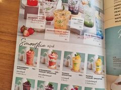 -Chom Cafe and Restaurant