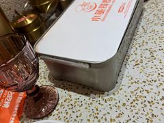 -小董哥烤串·爆汁大油边(故宫店)