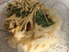 -鲁南仔·滕州炒鸡(经三路店)