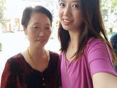 -梅龙镇广场