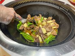 -玺炖·中国铁锅炖(南京东路店)