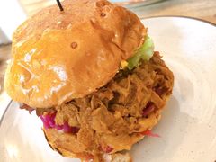 手撕猪肉汉堡-RAC BAR(安福路店)