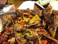 爆辣干锅鸭头-安诚居干锅鸭头(八角店)