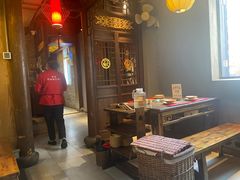 -小龙坎火锅(湖滨银泰in77店)