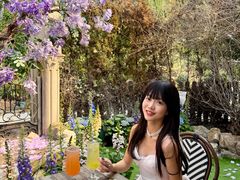 -Lamant Manor已闻花名關於藍