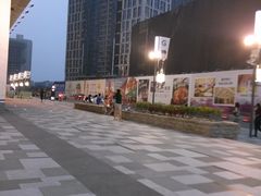 -冰纷万象滑冰场(二七万象城店)