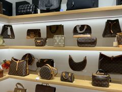 -海星奢选二手奢侈品手表包包鉴定回收寄卖(墨玉南路店)