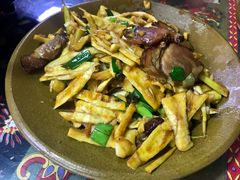 -苗湘食府(十年店)