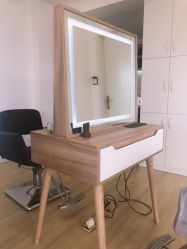 -E.L.K造型momopark店