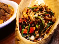 -老滇山寨•云南特色菜•地方菜•民族风情歌舞表演(金碧店)